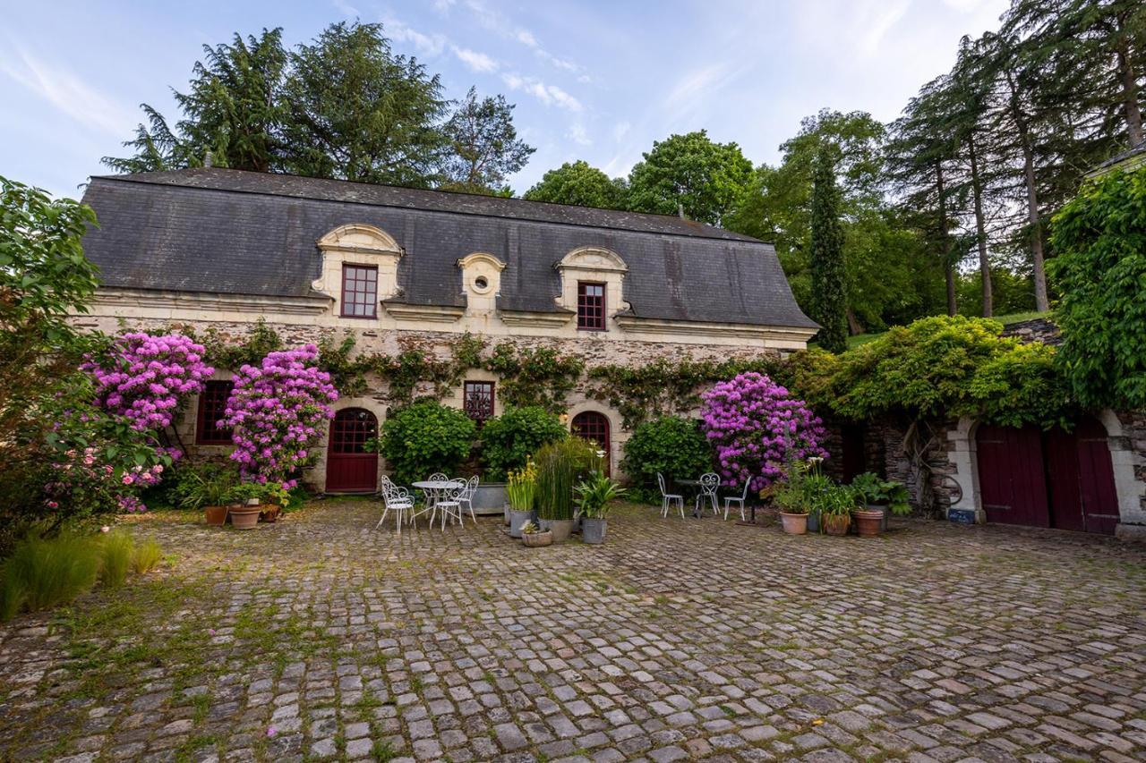 Hotel Manoir De La Groye Saint-Saturnin-sur-Loire Exterior foto